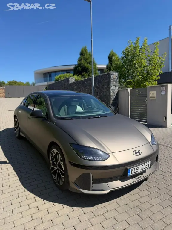 Hyundai Ioniq 6, ČR .MAJITEL 77kW BATERKA